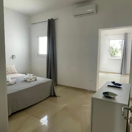 Virgilio Street بيت ضيافة